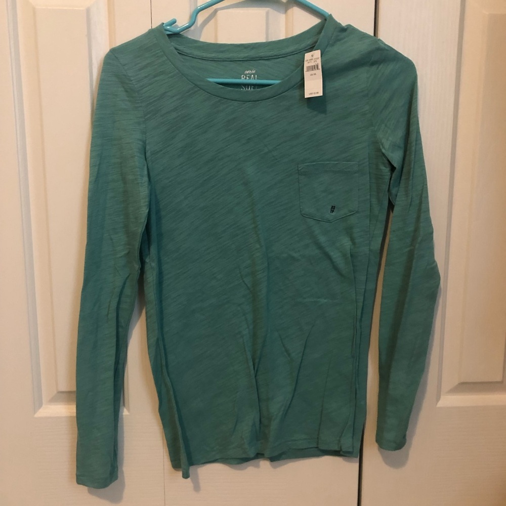 Aerie long sleeve T-shirt